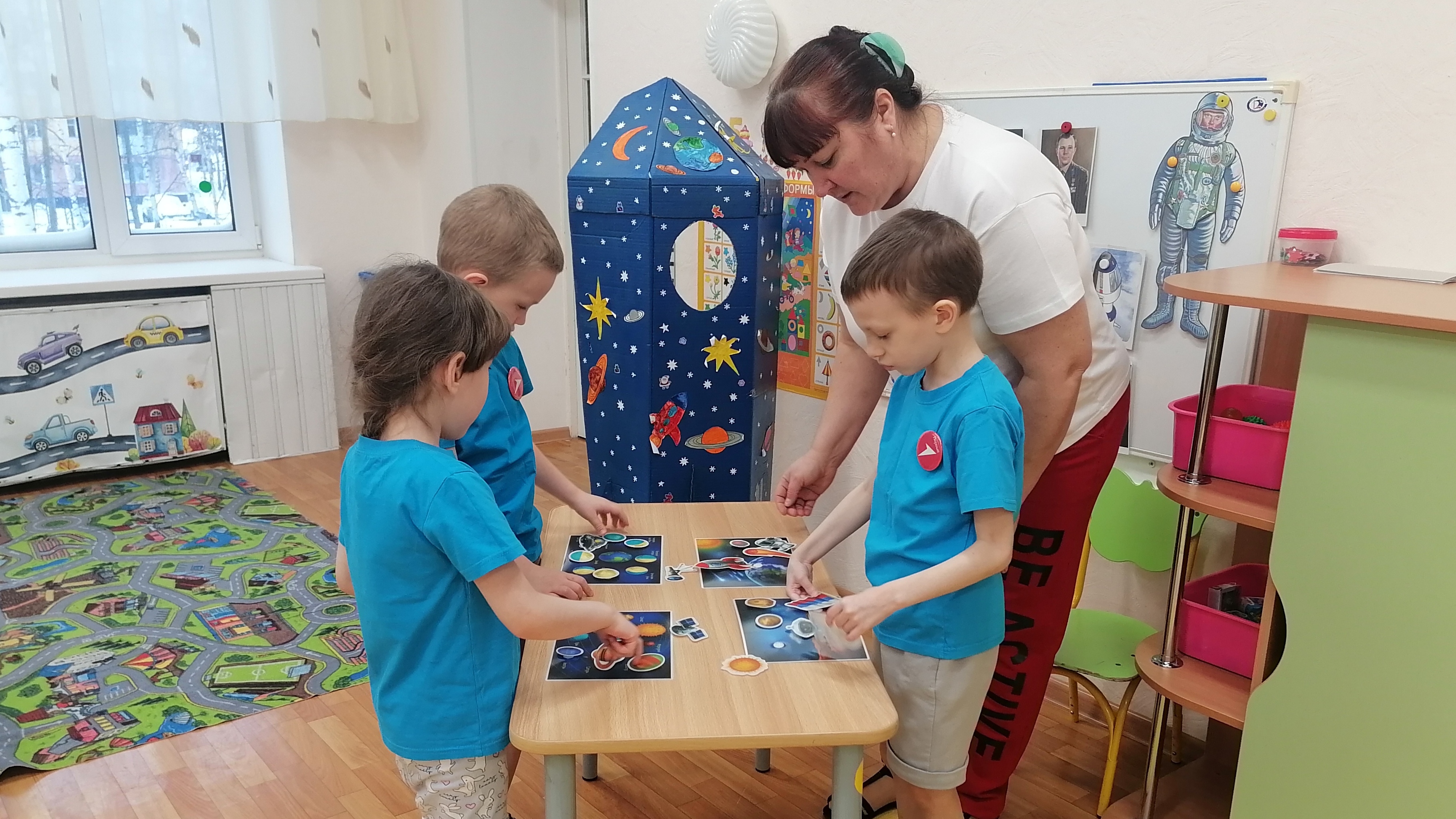 Гагарин первый увидел как прекрасна планета