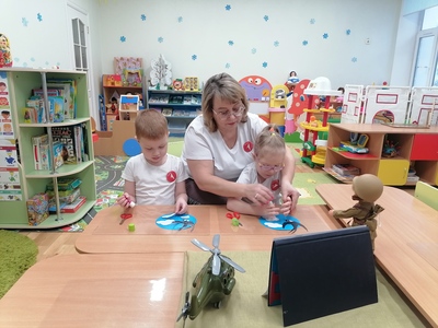 Аппликация "Блокадная ласточка"