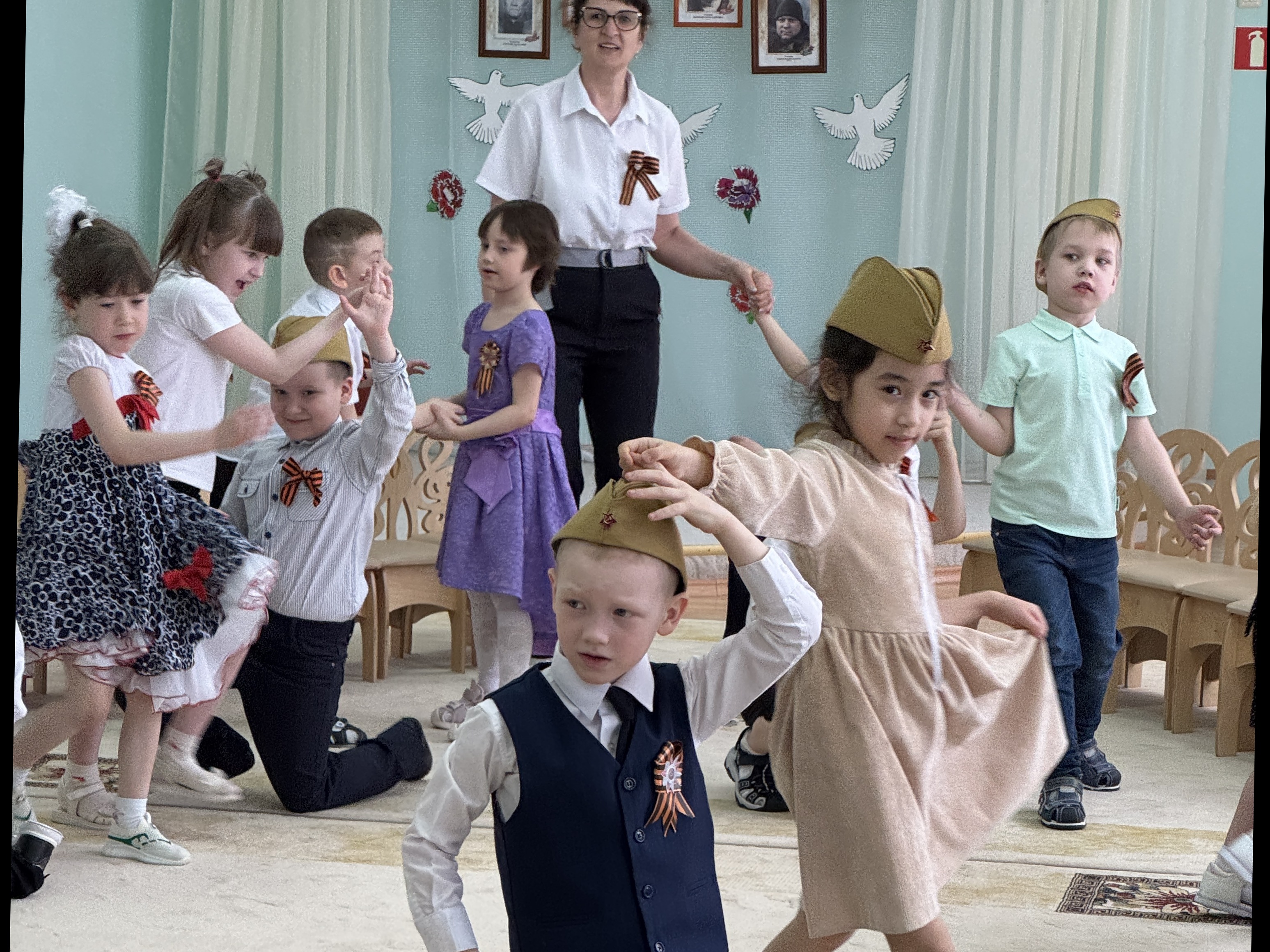 Танец "Тучи в голубом"