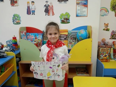 Группа "Почемучки" с рисунками "Есть идея"!