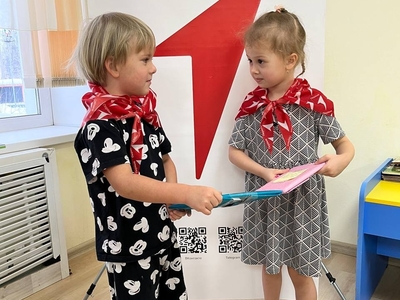 Рассказывали прочитанные истории