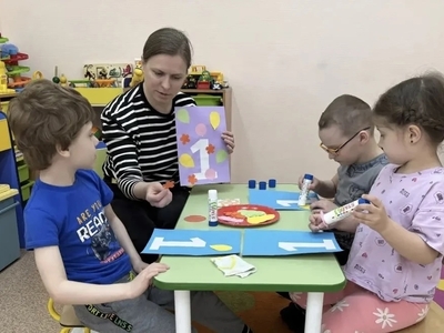 Группа "Ягодка" создает открытки