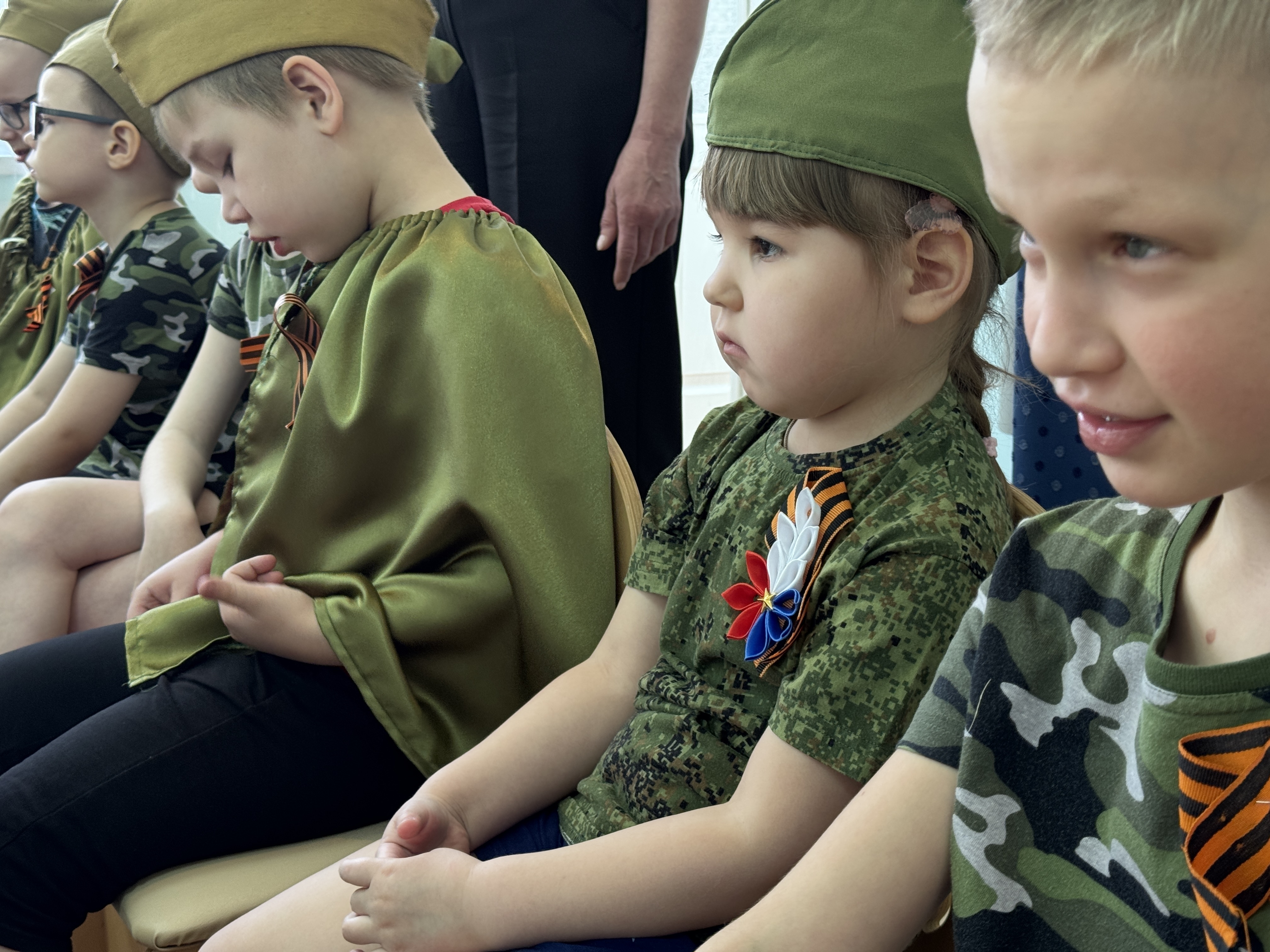 Тишина в зале...