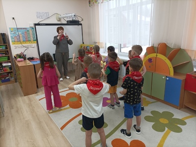 Активные и позитивные в рамках месячника по ЗОЖ с "Движением первых" 